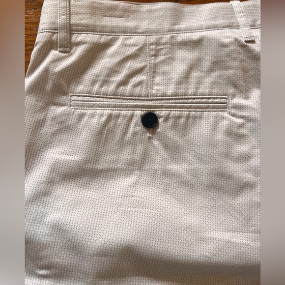 NWT Theory Bedrock multi dollar shorts - Picture 5 of 6